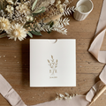 Hochzeitseinladung "Flower in Beige" mit Prägung | Set mit Kuvert