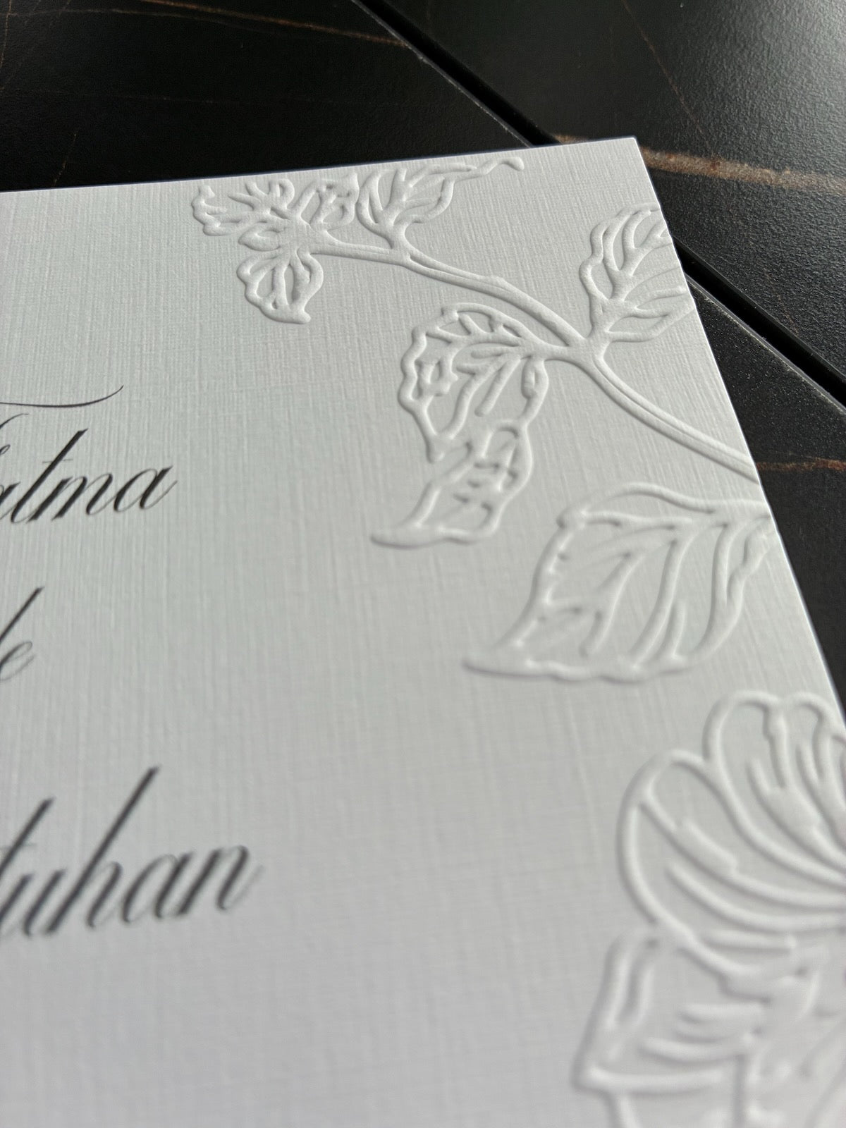 Express-Einladung | Edles Leinenpapier mit Blumen Blindprägung