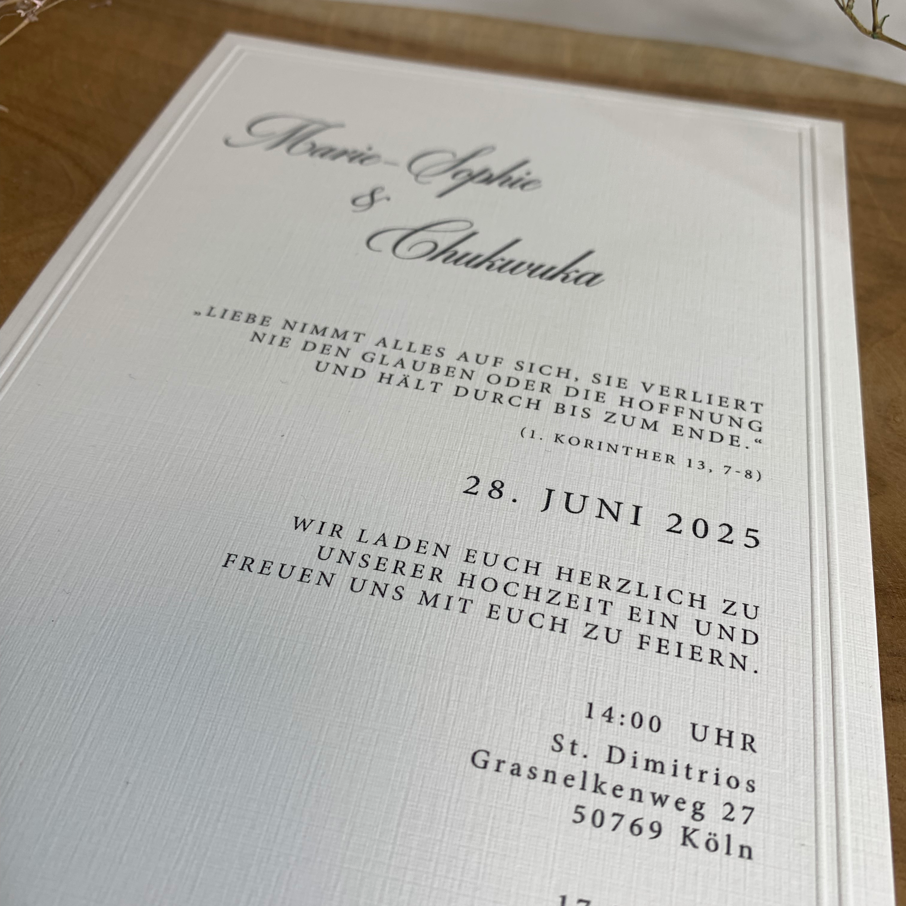 Express-Einladung "Linen Elegance" | Blindprägung auf Leinenpapier mit Kuvert