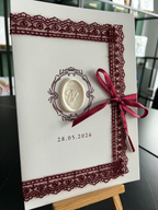 Express-Einladung | Edles Leinenpapier mit hochwertiger Roter Spitze